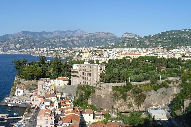 Ravello, Amalfi and Positano - Practical considerations: crowds, heat, and how to stay comfortable