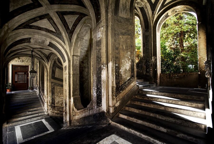 Rione Sanità tour among baroque, revival, street art & food - Murals, churches, and the baroque contradictions of daily life