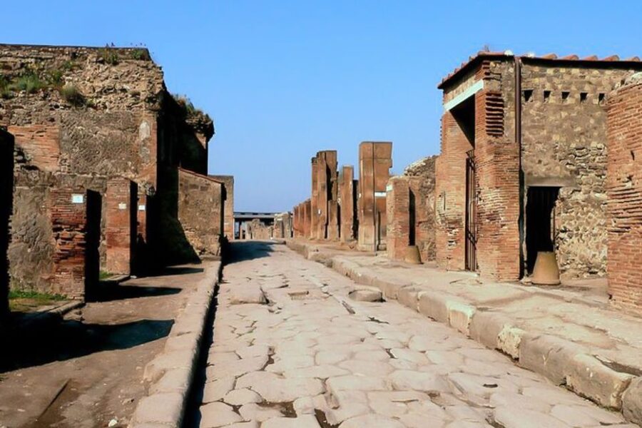 Ruins of Pompeii & the Amalfi Coast: Full-Day Private Tour - Ravello Break Time, Lunch, and a 30-Minute Wine Tasting