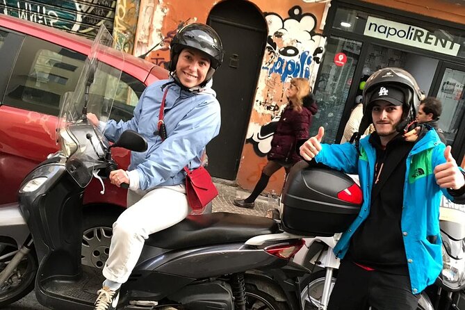 Scooter Tour In Naples - Stop 2: Piazza Trieste e Trento and Bar Gambrinus lore