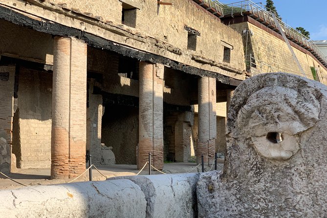 Secret Herculaneum: The Hidden Treasure of Ancient Roman Civilization - The ancient waterfront: the beach that anchored a Roman town
