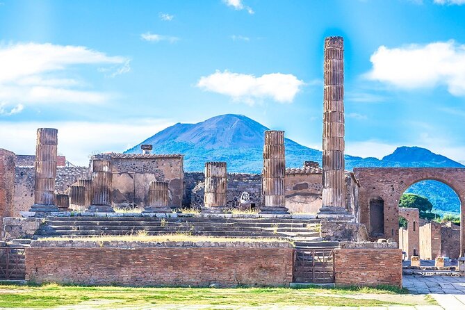 Semi - Private Tour of Pompeii with an Archaeologist - Who this Pompeii tour is best for