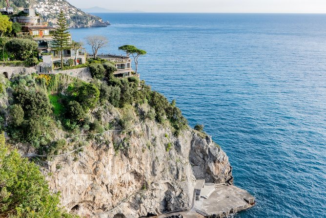 Shared Transfer from Naples Airport to Sorrento - Sorrento Drop-Off Expectations: No Guaranteed Hotel Door
