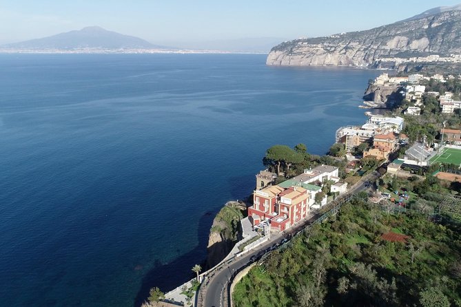 Shared Transfer from Naples Airport to Sorrento - Naples to Sorrento Timing: Traffic, Delays, and 1 to 1.5 Hours