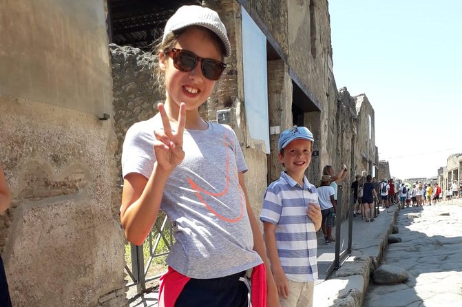 Shore Excursion Tour for Kids from Naples Port to Pompeii and Vesuvius - Should you book this Pompeii and Vesuvius shore excursion?