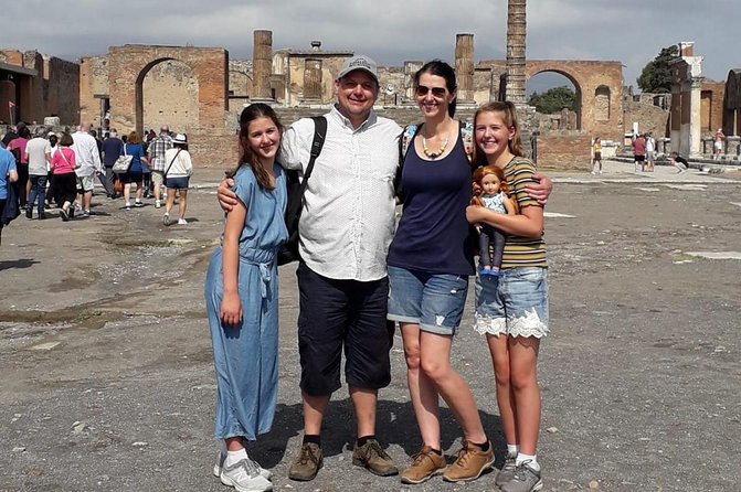 Shore Excursion Tour for Kids from Naples to Pompeii and Amalfi Coast - Sorrento or Positano: How to Spend the Free Time Smart