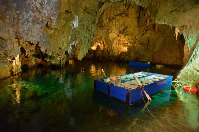 Shore tour of Ravello, Amalfi, Emerald Cave. - Grotta dello Smeraldo: turquoise light, stalactites, and the rowboat piece