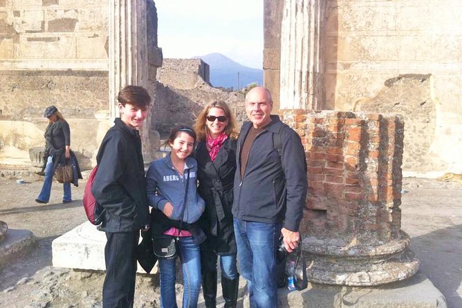 Skip-the-line Ancient Pompeii Highlights Exclusive Tour with Local Private Guide - Quick hits: what makes this Pompeii tour work