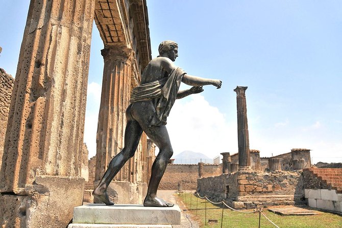 Skip-the-line Ancient Pompeii Highlights Exclusive Tour with Local Private Guide - Meeting at Hotel Vittoria and finishing right where you start