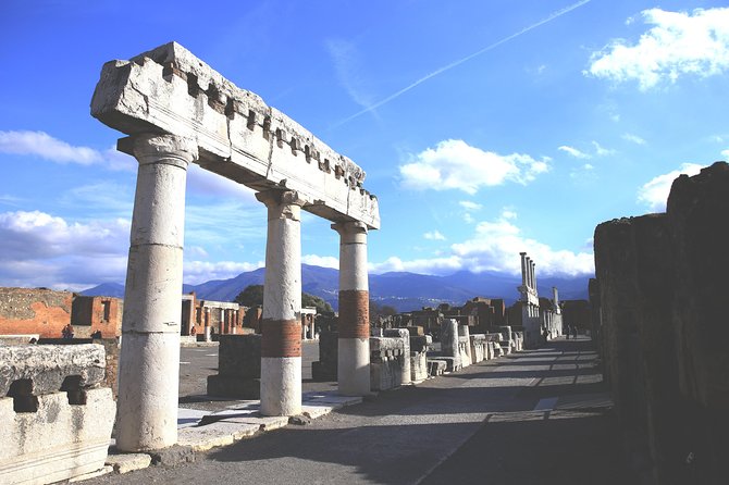 Skip-the-Line Best of Pompeii in one Day Tour w Local Guide & new opened houses - Pompeii in One Half Day, What You Really Get