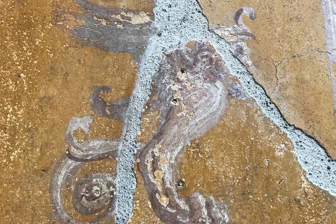 Skip-the-Line Pompeii Archaeological Site with Private Guide - Starting at Hotel Vittoria, logistics you can trust