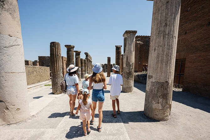 Skip the Line: Pompeii Express Small Group Guided Tour - 2 hours on foot: Forum, baths, and gymnasium without feeling lost