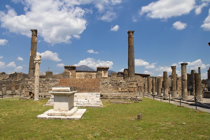 Skip-the-Line Pompeii Guided Tour from Naples - Should You Book This Pompeii Skip-the-Line Tour?