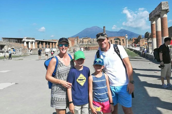 Skip-the-Line Pompeii Tour for Kids with an Archaeologist - Key things that make this Pompeii trip work for families