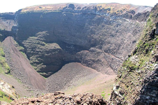 Skip-the-Line Pompeii & Volcano Vesuvius Day Tour w Hotel or Port Pickup - Transport and timing: why the day feels manageable