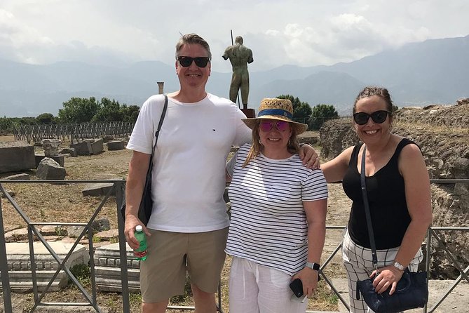 Skip-the-lines Private Tour of Pompeii Including the Theatre the Forum and all Highlights - Meeting at Hotel Vittoria and picking the right departure time