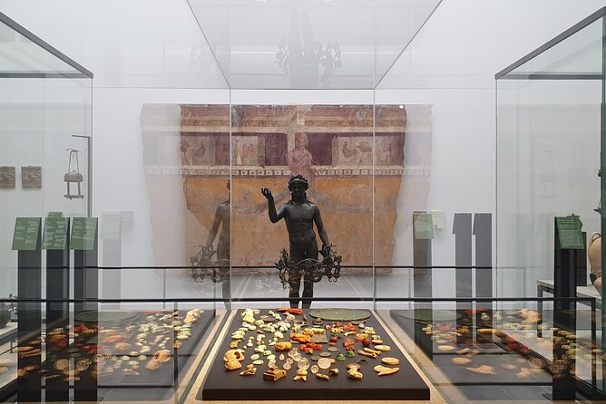 Small-Group Tour in Pompeii with a Real Archeologist, ticket included - Casa dei Vettii: Luxury, Names, and the Power of Short Stops