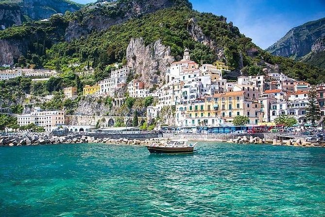 Sorrento-Positano-Amalfi Combined Tour with Lunch - A sailboat moment, the pleasant surprise in the middle of it all