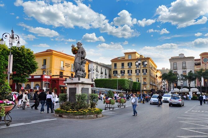 Sorrento Positano Amalfi from Naples with lunch included - Naples Pickup at 7:30, Then The Coast Tour Begins
