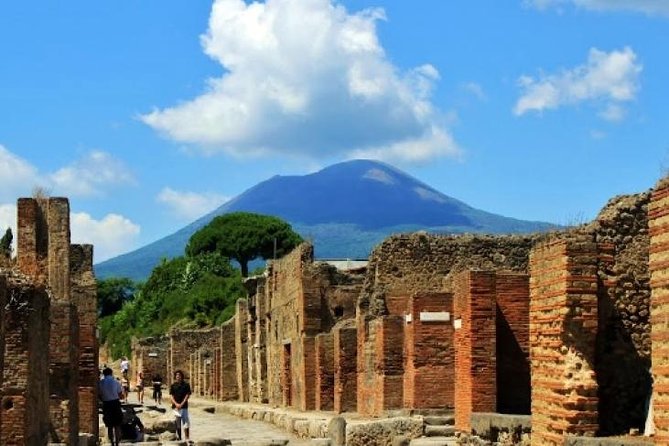 Sorrento Positano and Pompeii - Who should book this Sorrento, Positano, and Pompeii day