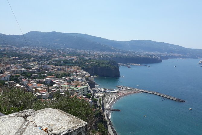 Sorrento : Private Transfer from Naples visit Pompeii - Key Points at a Glance