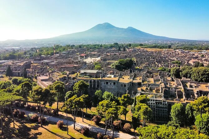 Stories of Pompeii: Small Group tour with archeology expert guide - Small-group experience: capped at 16 and designed for hearing the guide
