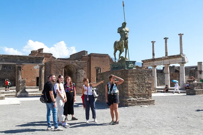 Stories of Pompeii: Small Group tour with archeology expert guide - Theatre, brothel, baths, amphitheatre: what the stops really teach you