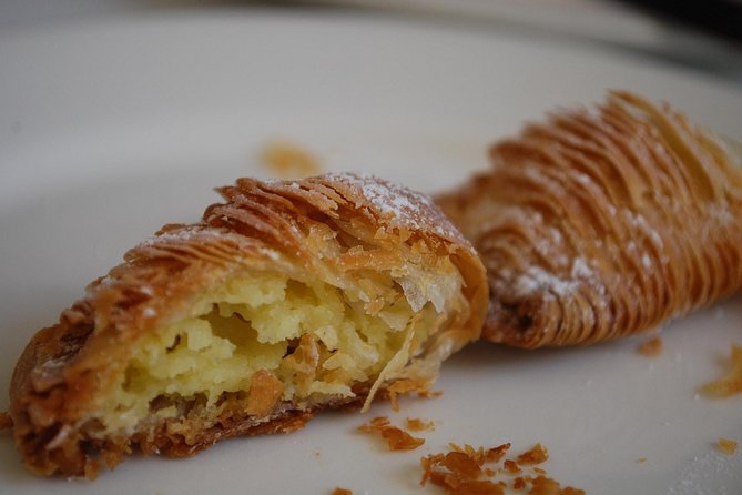 Street Food Tour in Naples - Limoncello tasting: the classic Naples symbol, explained as you sip