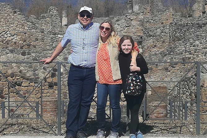 The charm of Pompeii and Herculaneum.Private Tour with Official Guide - Pompeii Archaeological Park, 2 Hours With an Official Plan