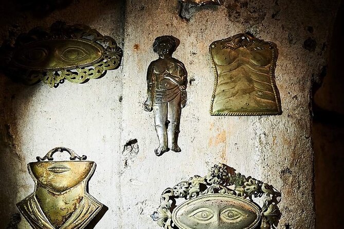 The Mystery of Naples Saga: The Skull with ears - Naples’ spooky side, explained on your terms