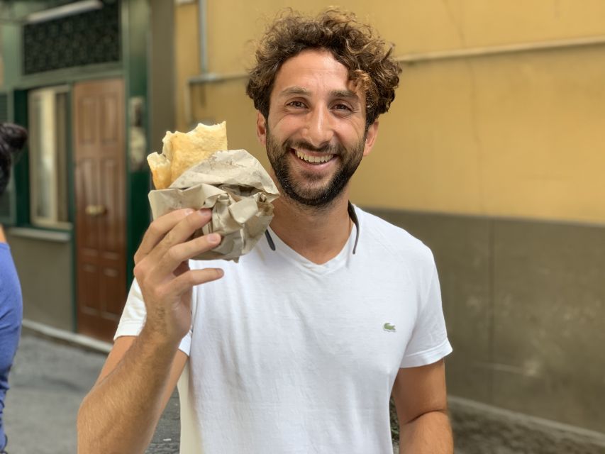 The Original Street Food & Market Tour of Naples - The 7-to-8 street food plan: smart variety, not chaos