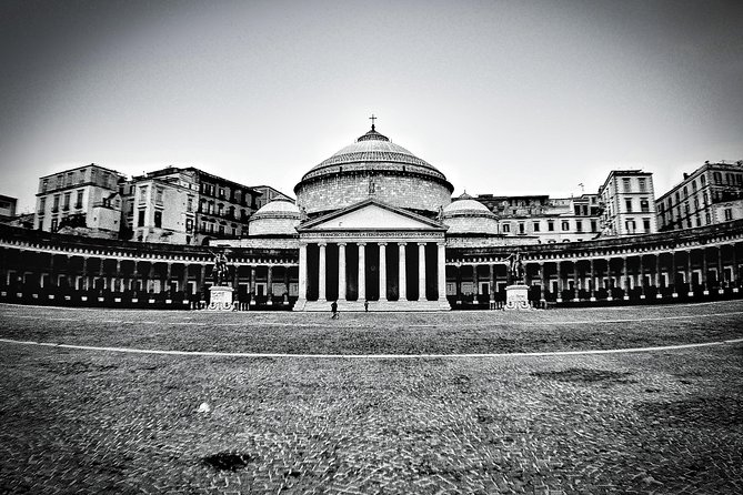 The Perfect Private Walking Tour of Naples with Exclusive Guide - Galleria Umberto I to Piazza Trieste e Trento: Belle Époque swagger and opera prestige