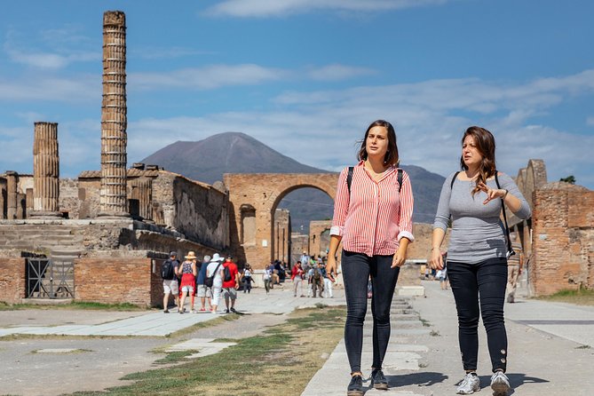 The Ultimate Ruins of Pompeii and Herculaneum Private Day Trip - Herculaneum Hotel and Maison: a different type of ruins visit