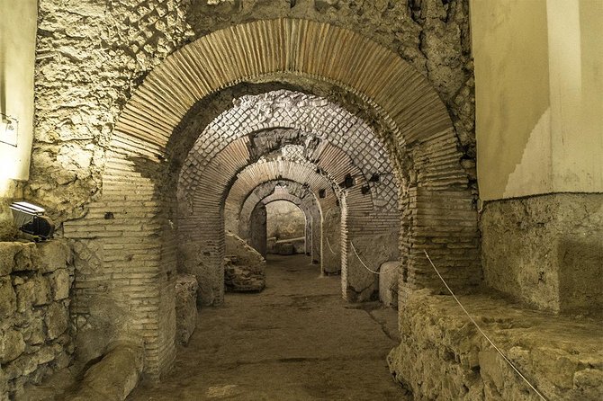 The Underground Naples: a Trip to the Hidden City - Naples under your feet: what this underground tour really shows