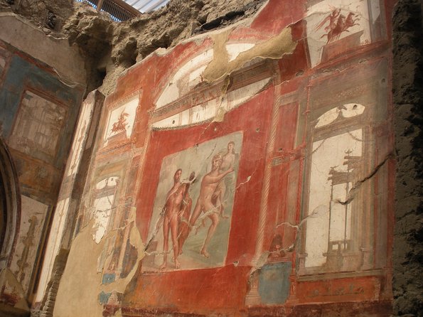 Tour in the ruins of Herculaneum with an archaeologist - The 2-hour pacing, and what you should expect