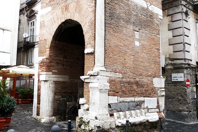 Tour of the Greek-roman Naples with an archaeologist - How this Greek-Roman Naples tour flows, and why you’ll like it