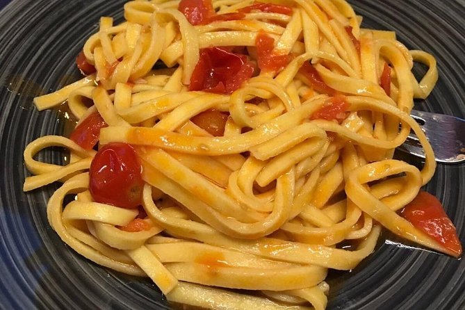 Traditional Neapolitan Dinner in Pompei - Villa Franca - Family Restourant - The dinner format: private, paced, and explained as you go
