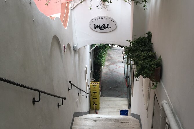 Transfer from Naples to Positano with a stop at Pompeii or Positano to Naples - Should You Book This Naples to Positano Transfer With a Pompeii Stop?