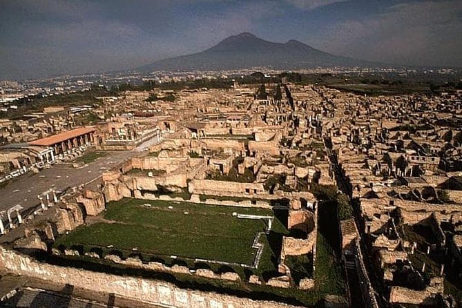 Transfer from Naples to Sorrento with stop at Pompeii - What your Pompeii time is really like in a 2-hour window