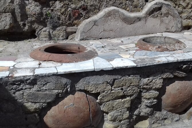 Transfer From Naples Train Station/area to Sorrento 2hr stop in Herculaneum - Who should book this Naples to Herculaneum to Sorrento transfer