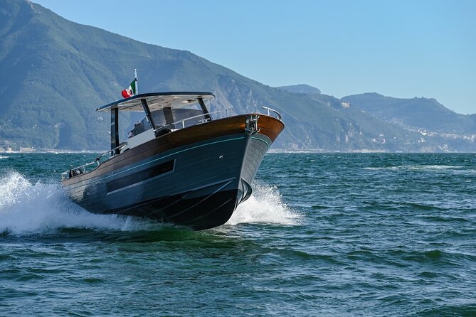 Transfer to Capri - Private boat value: why this price can make sense