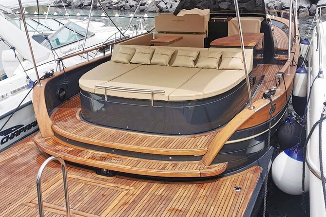Transfer to Capri from Airport - Stop 3: Porto Turistico di Capri, Marina Grande arrival