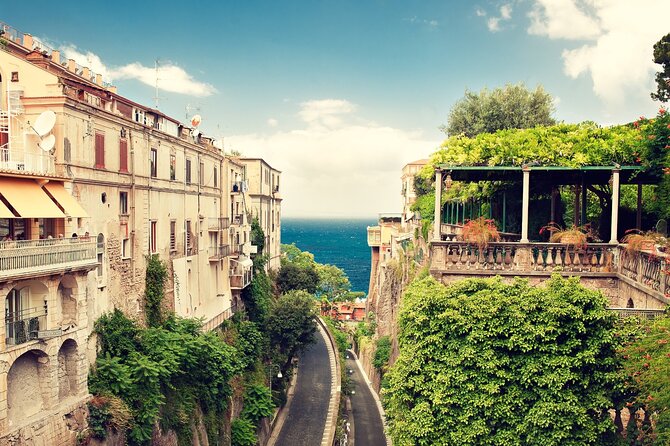 Transfers from Naples to Sorrento Positano Amalfi Ravello Maiori - The No-Stops Style, and How to Plan Around It