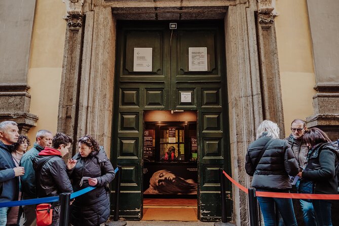 Veiled Christ Small Group Tour with Entrance Ticket in Naples - Practical tips for a smoother chapel visit