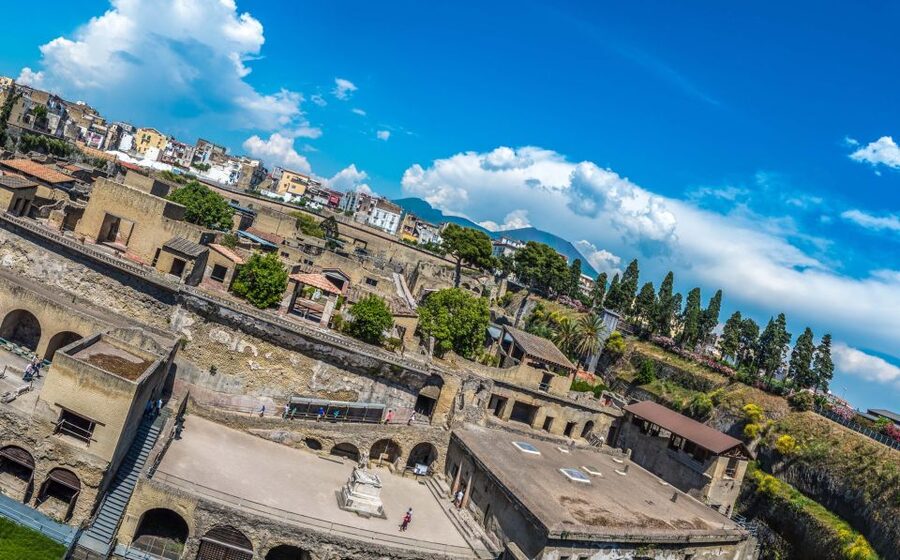 Vesuvius and Herculaneum from Naples - What to pack, what to wear, and luggage rules