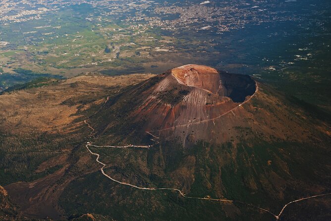 Vesuvius tour entrance to the crater and return bus - The Gulf of Naples view: photo timing and what to expect