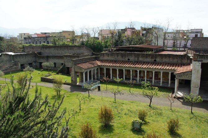 Ville di Stabiae (Transfer from Castellammare di stabia+guide) - The guide experience: Maurizio and Alfredo know how to talk ruins