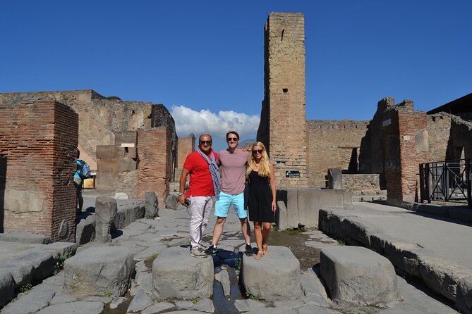 VIP Pompeii Tour including Newly Opened Houses With Archaeologist - Guides: the real reason people rave about this