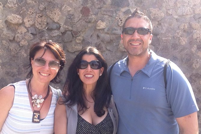 Visit in Pompeii - Pompeii Private Tour with Ada - How Ada brings Pompeii to life, including shade and questions