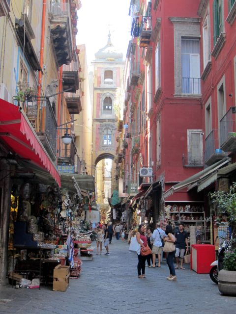 Walking-tour of Naples hystorical Centre - Piazza del Gesù Nuovo: the Jesuits’ façade and a stronger finish